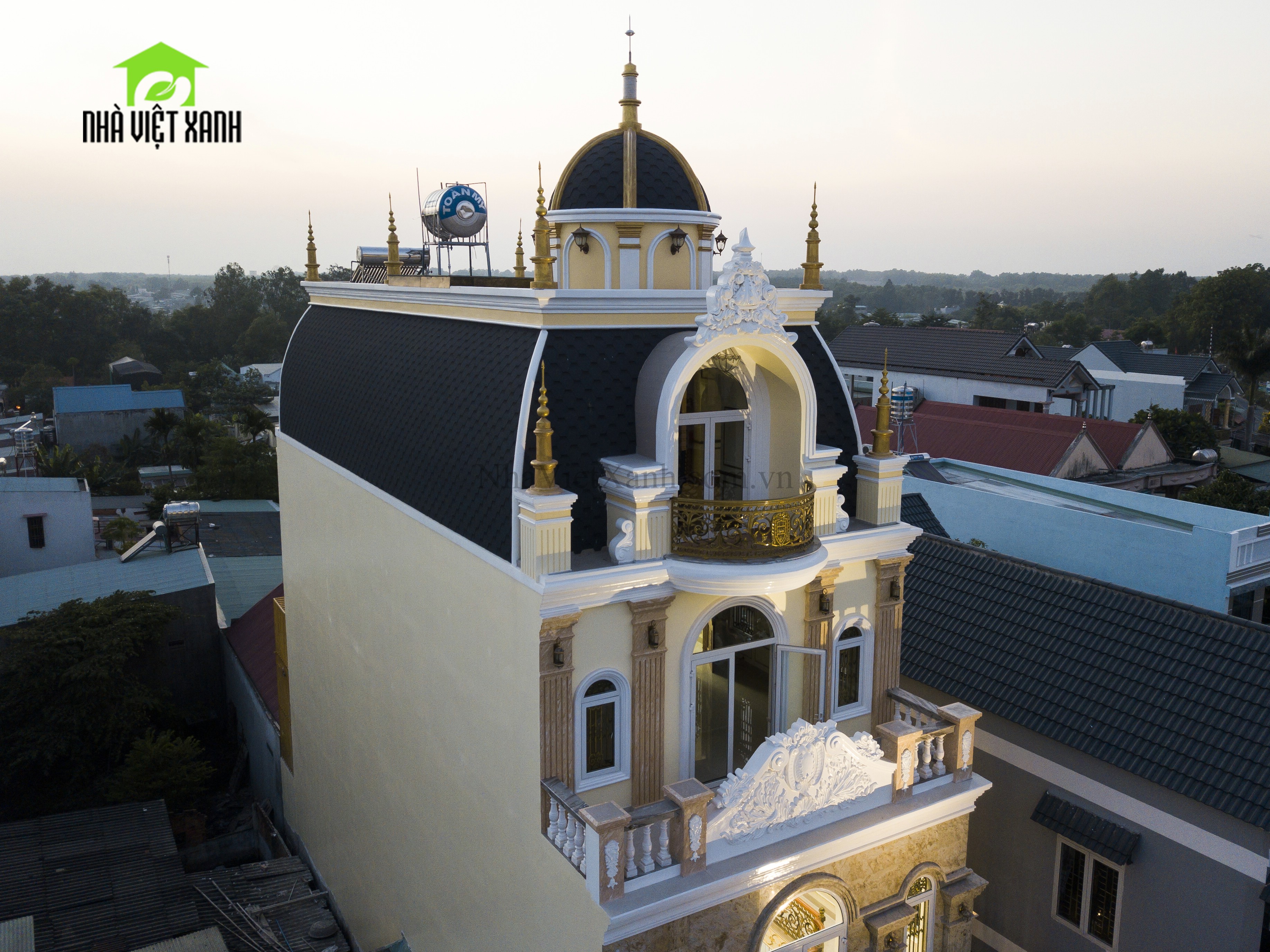 Thiết kế biệt thự tân cổ điển 8m ở Đồng Nai